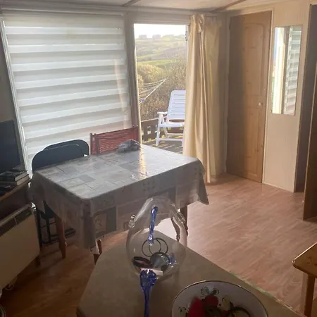 Kemping Mobilhome Bordure De